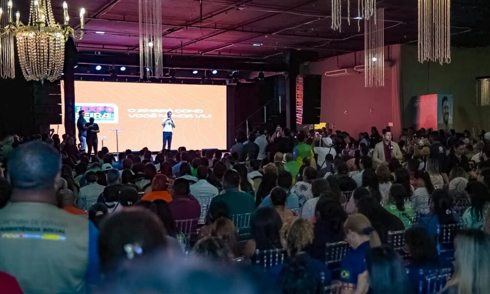 Governador do Amapá, Clécio Luís, divulga balanço da Expofeira