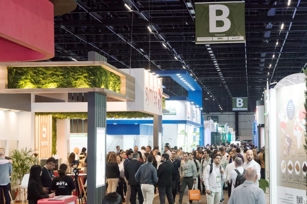 Fenagra 2026 consolida protagonismo no setor Feed & Food e projeta mais de R$ 1 bilhão em negócios